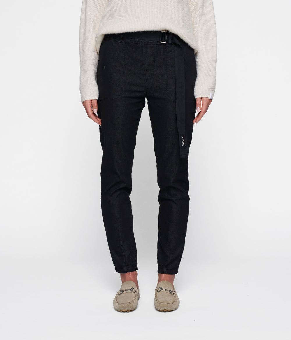 belted pants washed | black