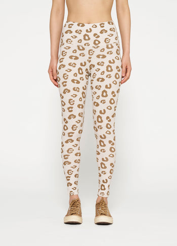 yoga leggings leopard | soft white melee