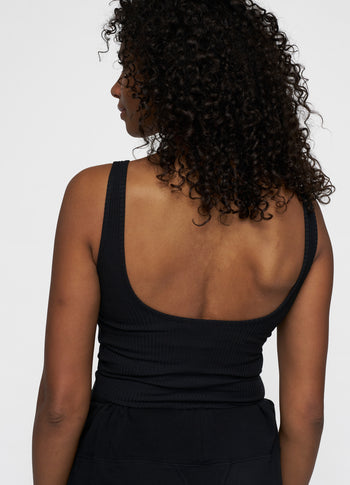 ballet top back scoop | black