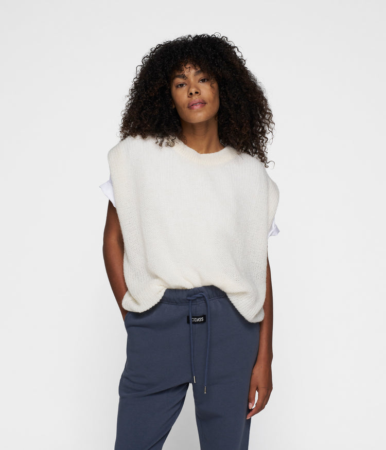 shortsleeve knit sweater | ecru