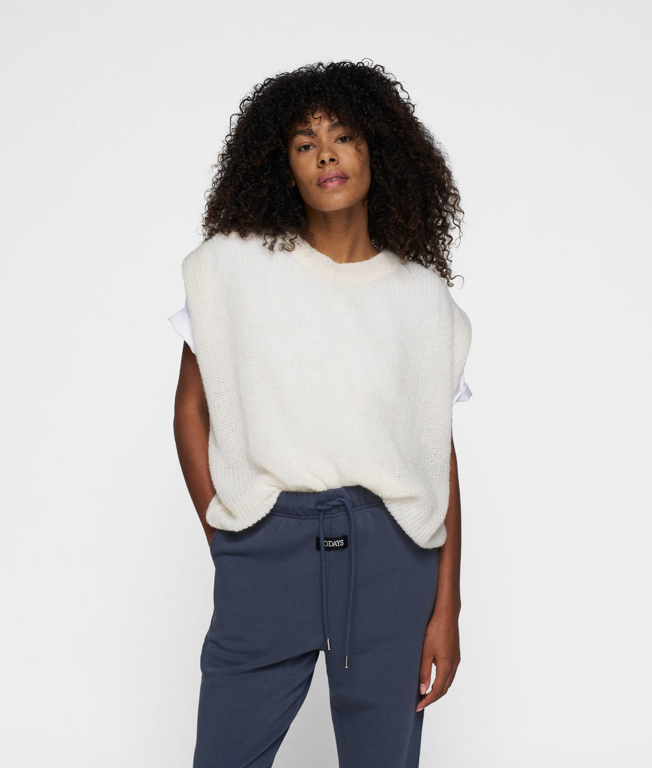 shortsleeve knit sweater | ecru