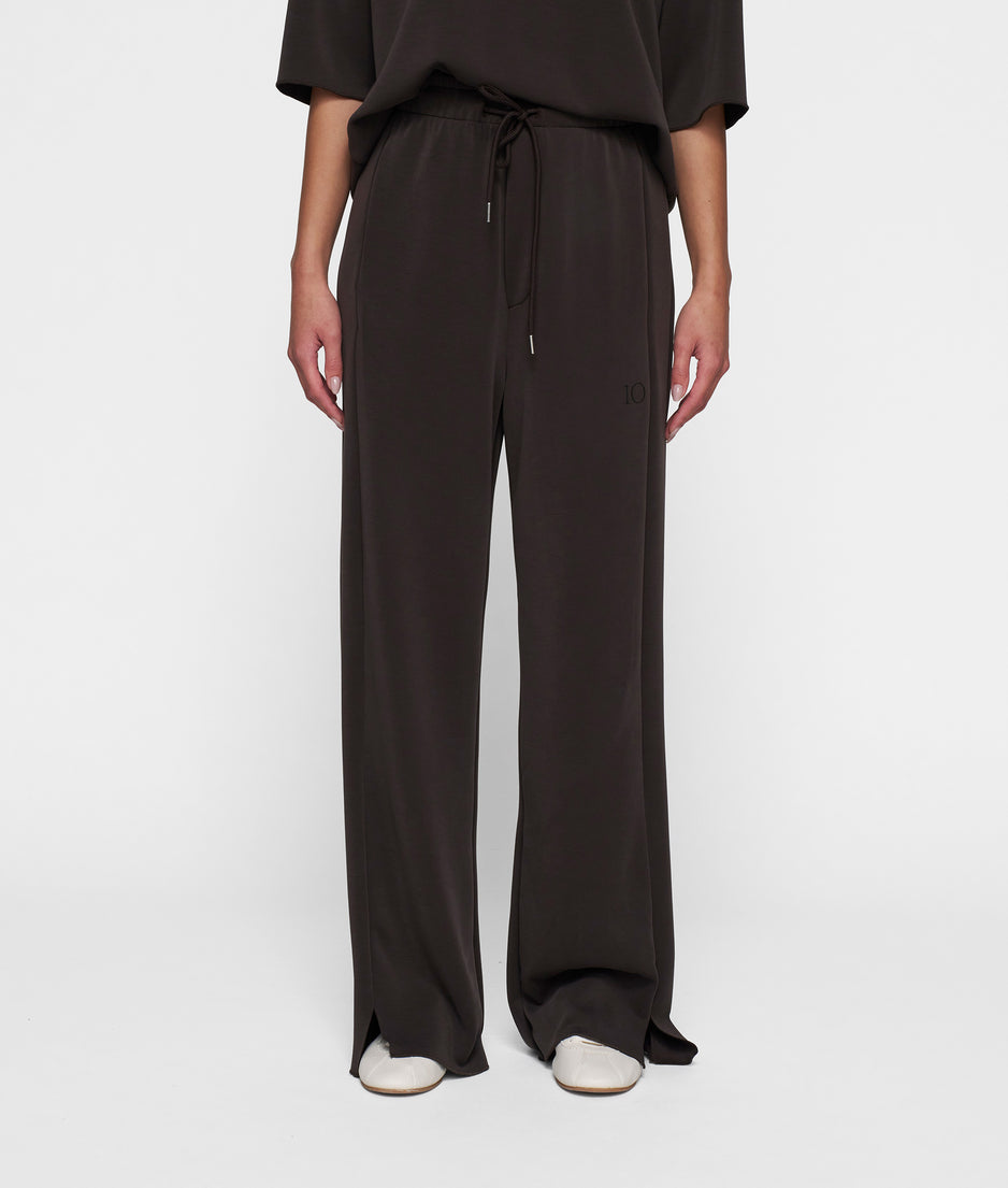 soft wide leg jogger | chocolate