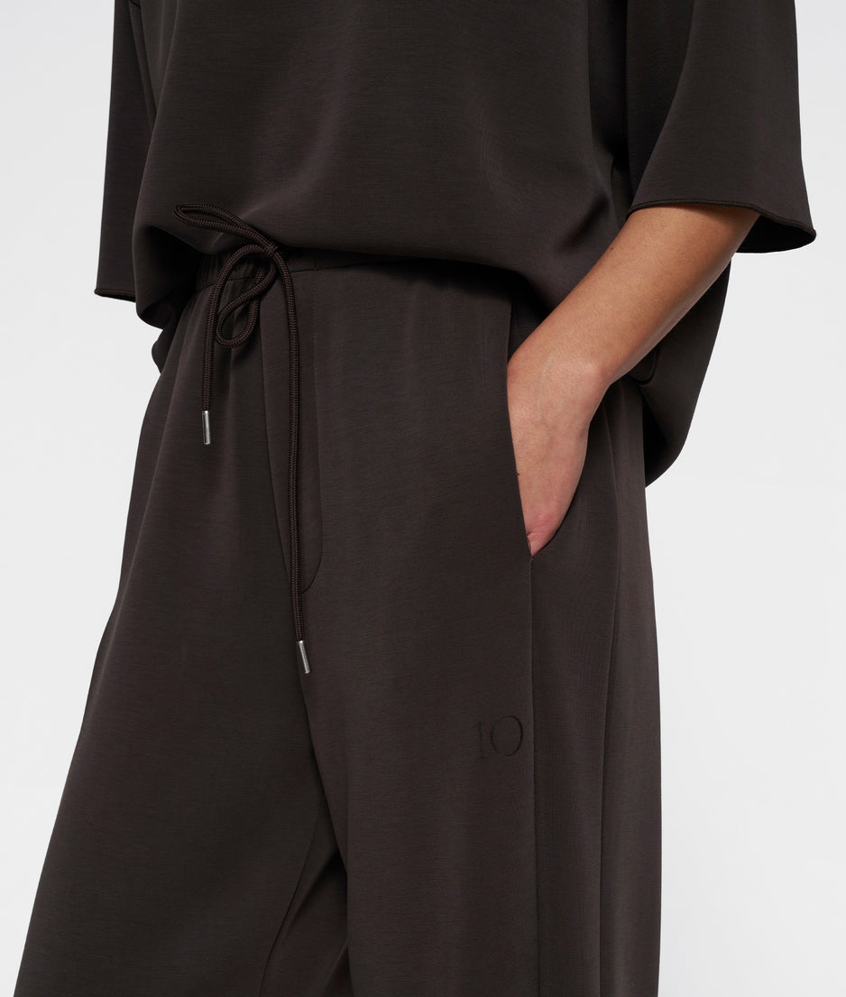 soft wide leg jogger | chocolate