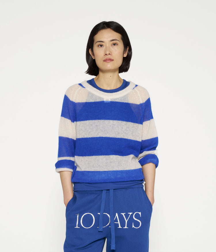 thin knit sweater stripes | ecru/true blue