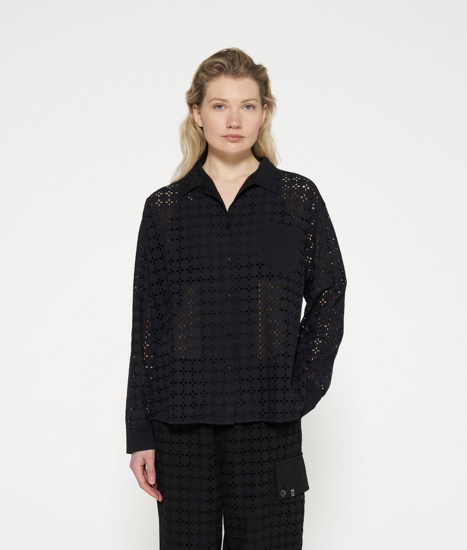 shirt broidery anglaise | black