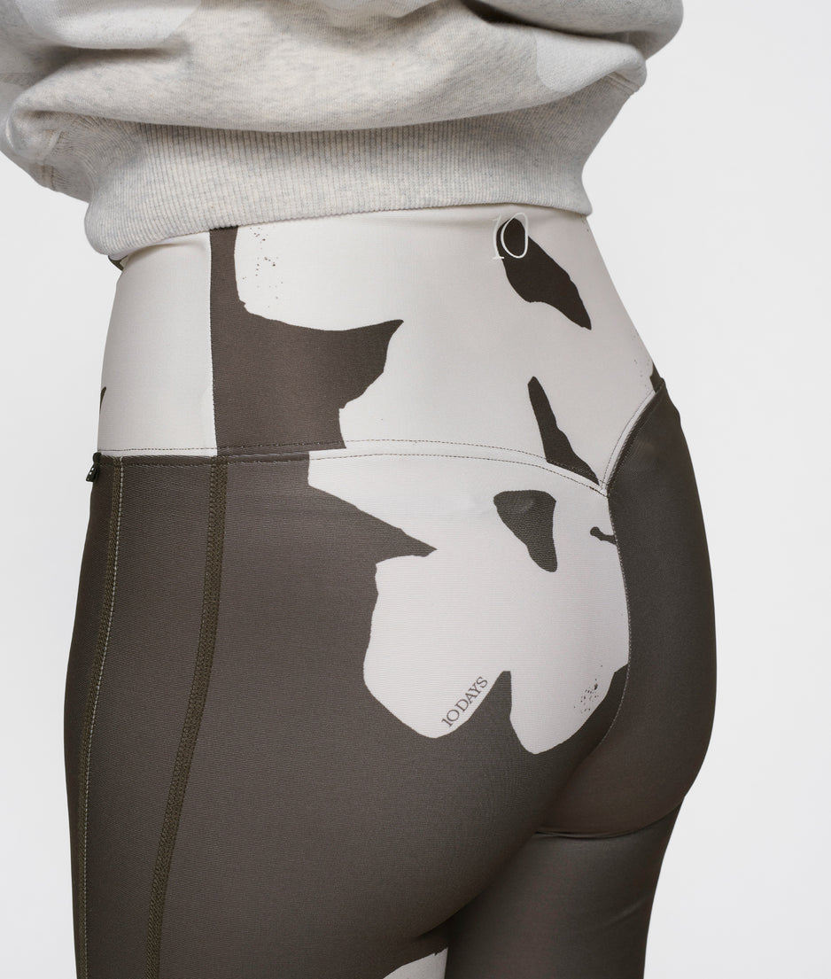 leggings flower | chocolate