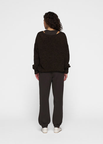 deep neck knit sweater | chocolate