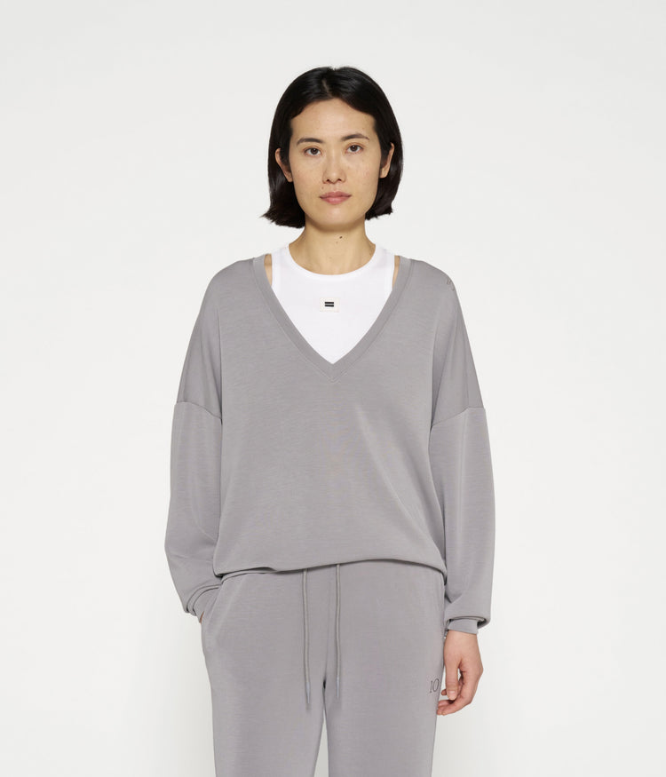 v-neck sweater scuba | graphite