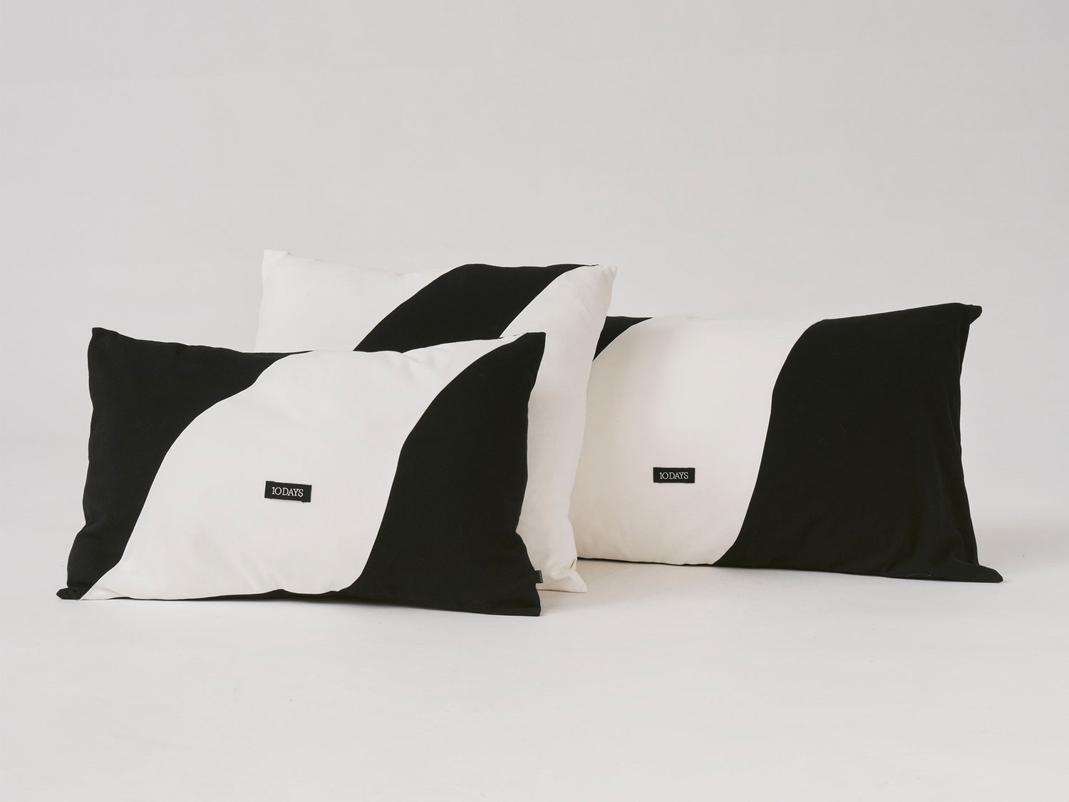 pillow double stripe 40x60 | black/ecru