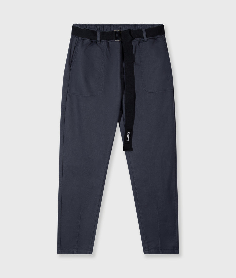 belted pants jog | yale blue