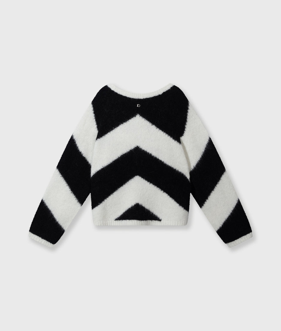 soft v-neck sweater stripe | ecru/black