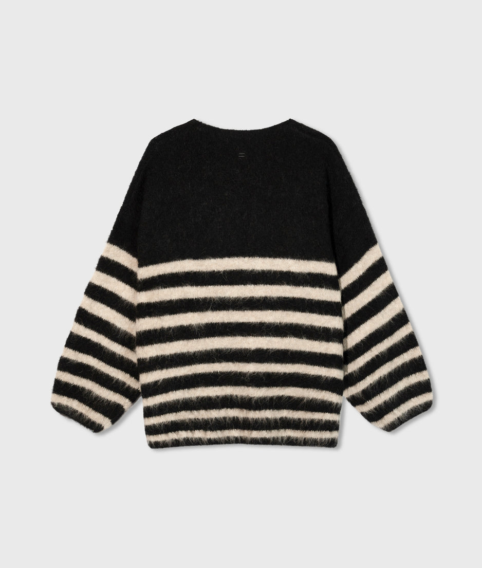 soft hairy sweater stripes | black/light latte