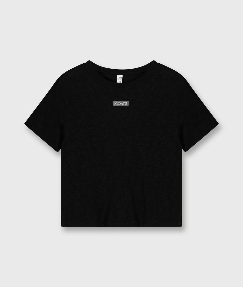 petite tee | black