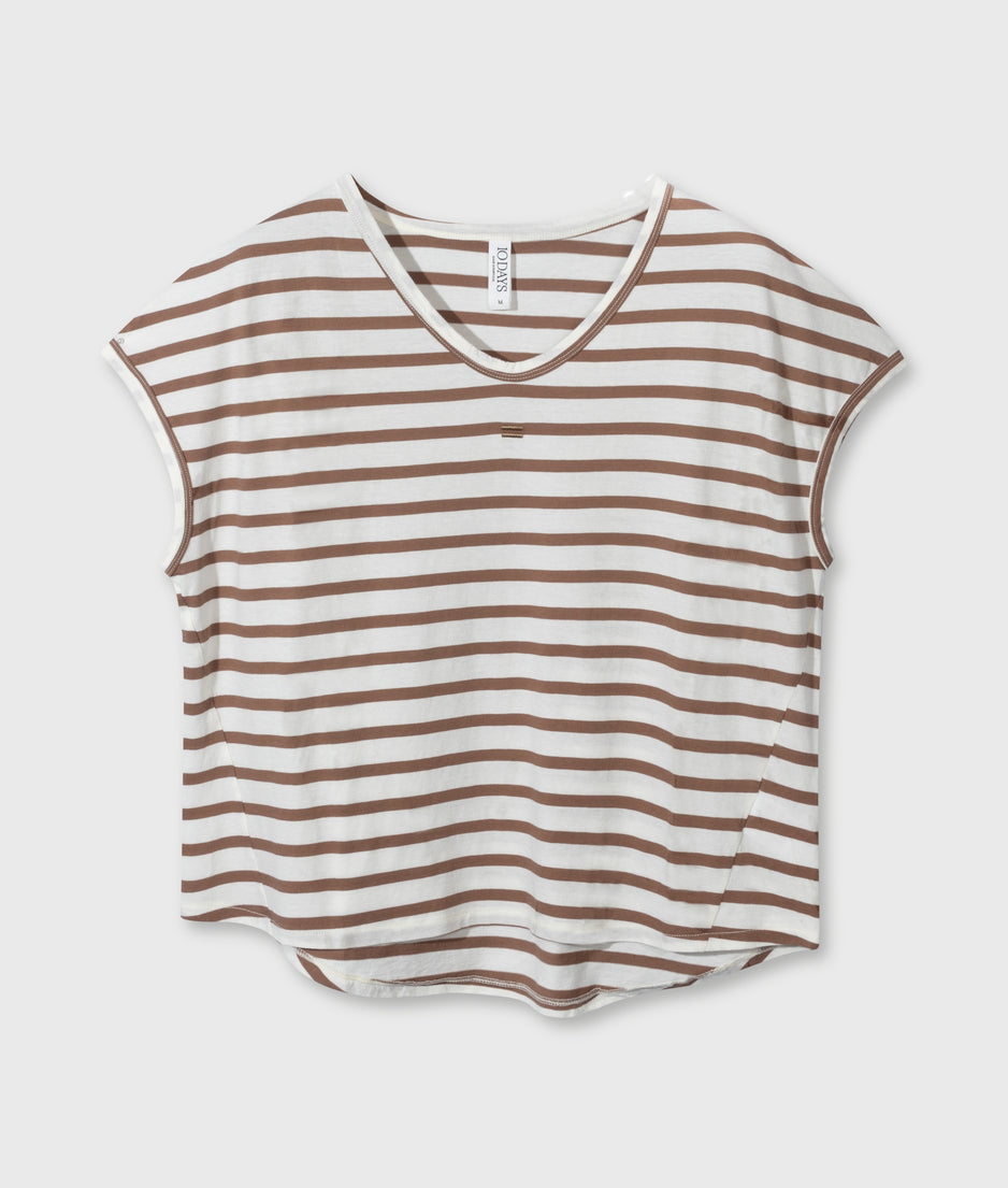 v-neck tee stripes | ecru/fudge