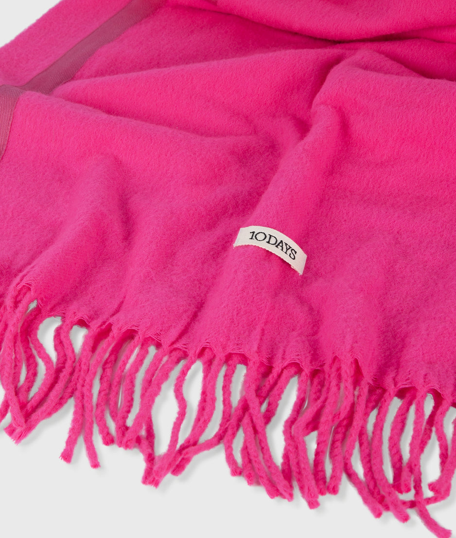 scarf wool | neon pink