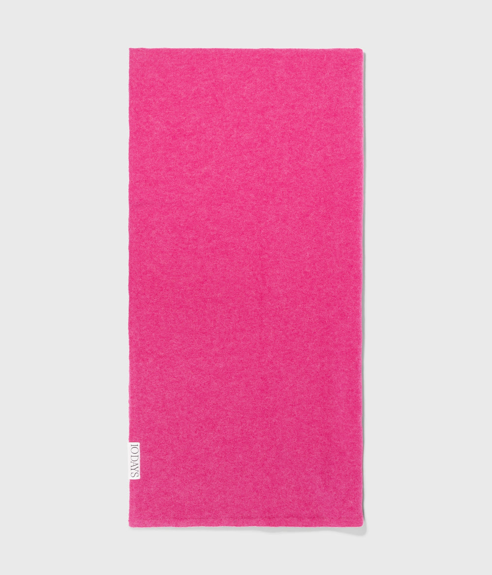 scarf soft knit | bright pink