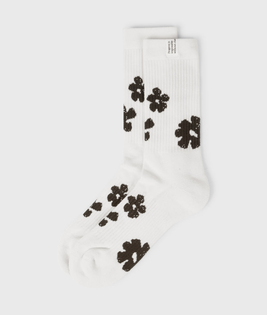 socks flower | ecru