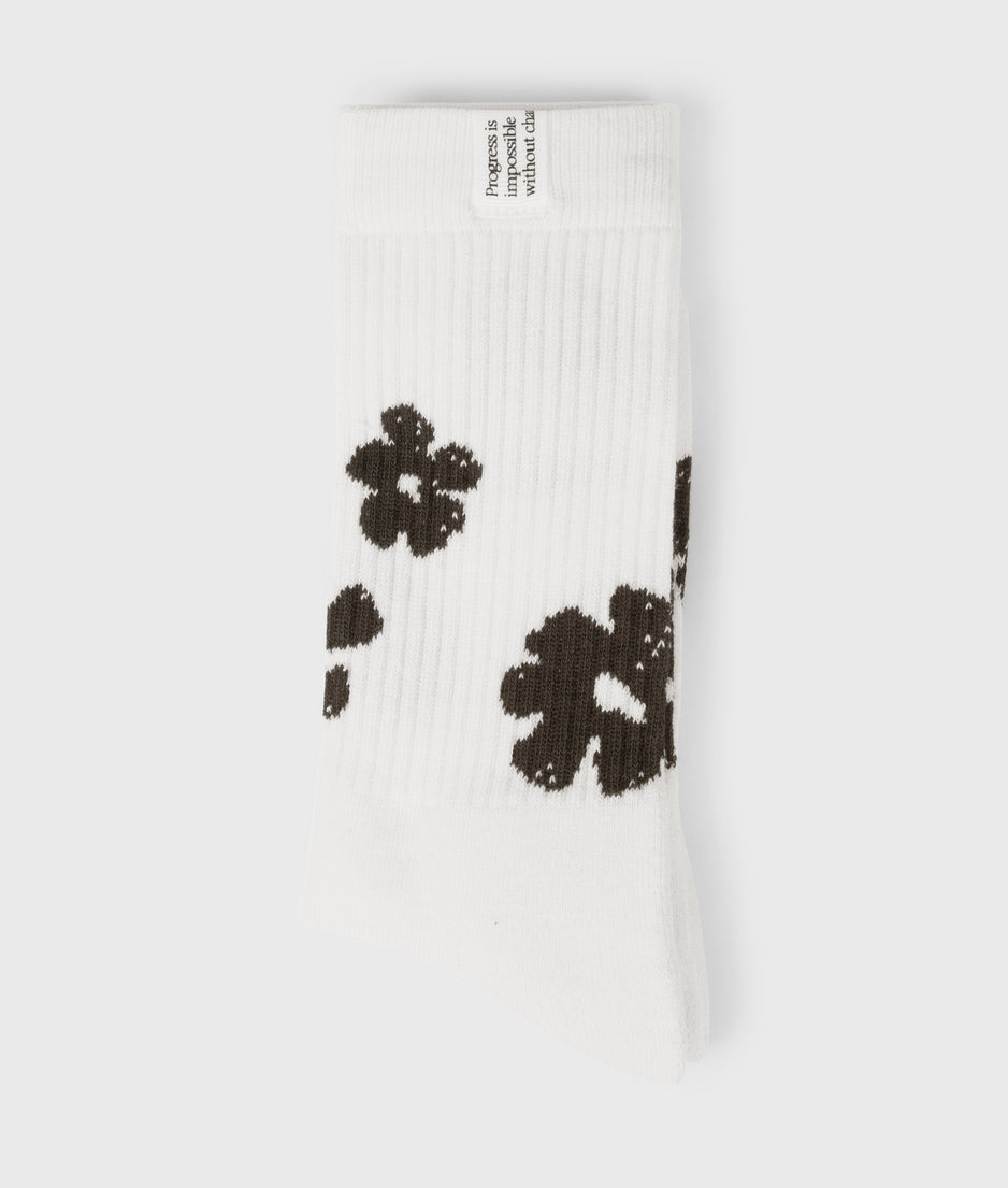 socks flower | ecru