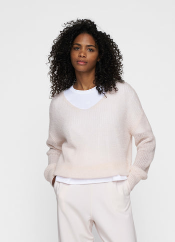 deep neck knit sweater | marshmallow