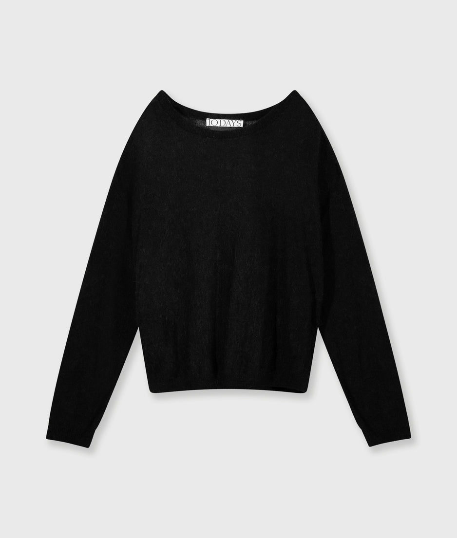 THE KNIT SWEATER | black