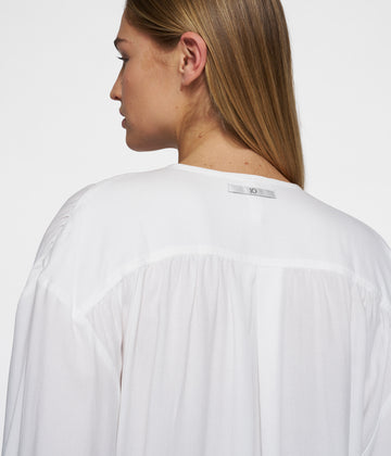 flowy blouse | ecru