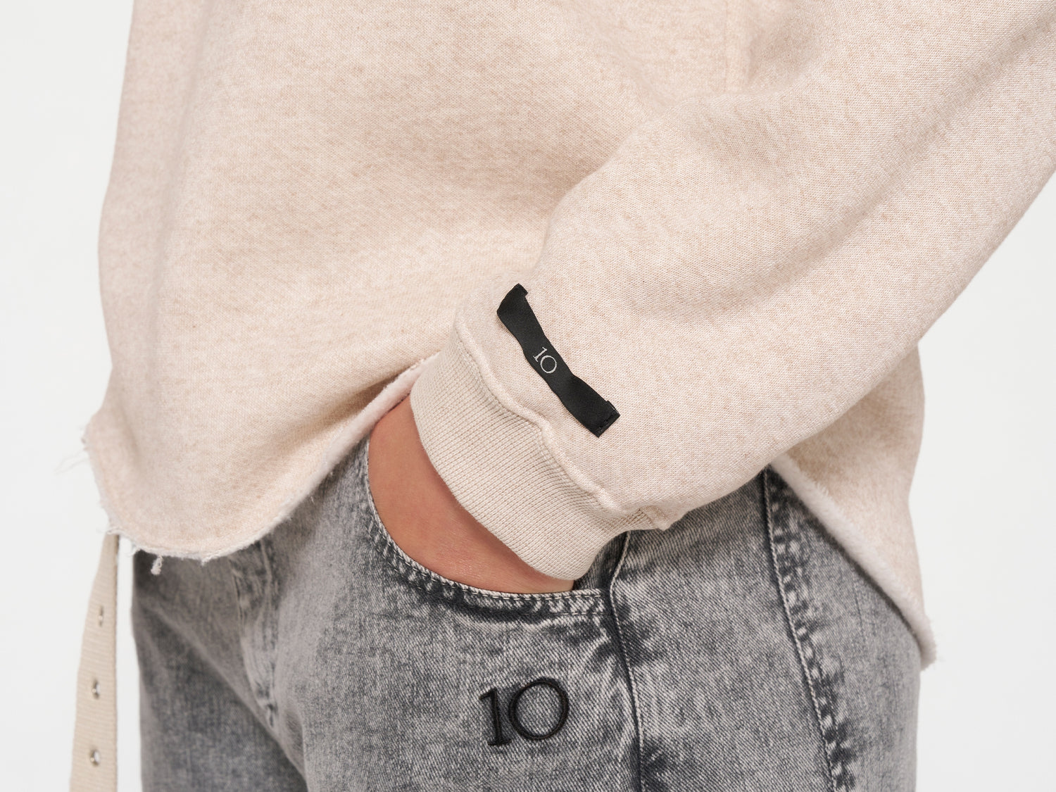 raw edge sweater | light latte melee