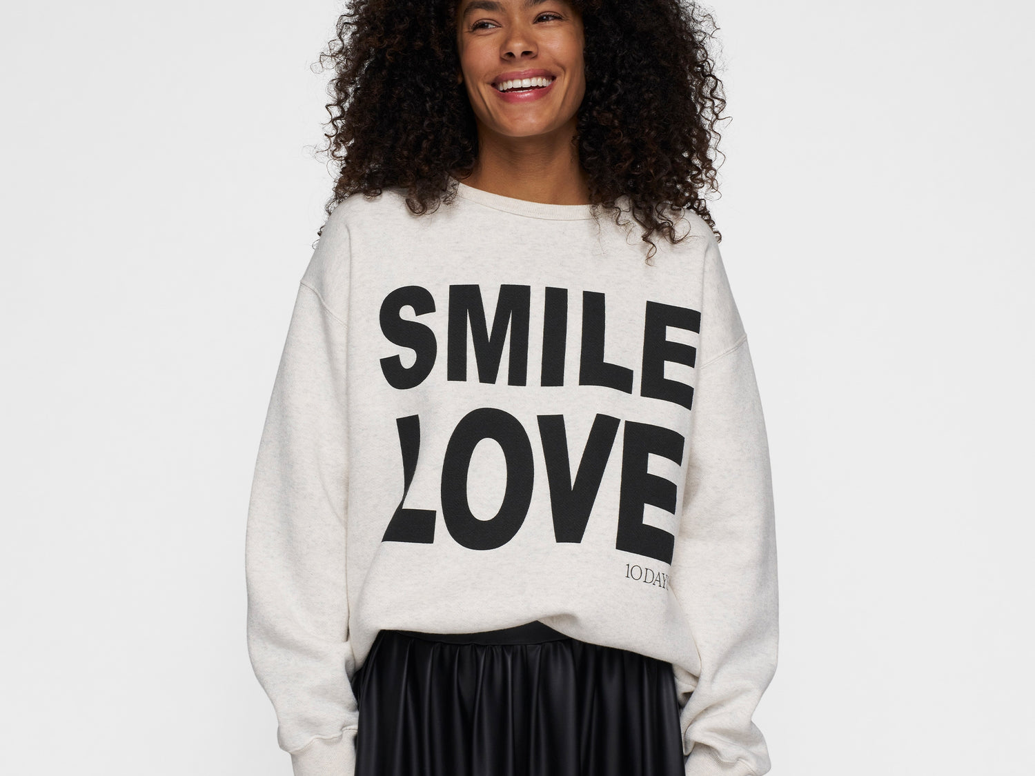 statement sweater smile love | soft white melee