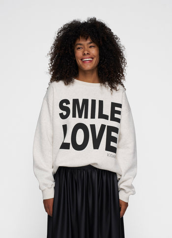 statement sweater smile love | soft white melee