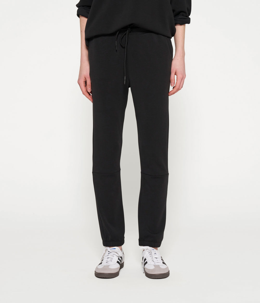 cropped jogger scuba | black