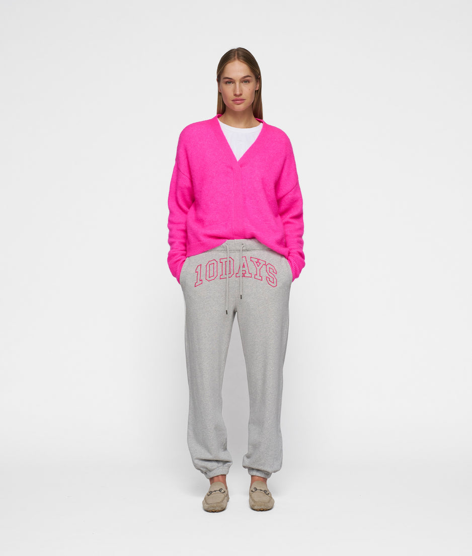 v-neck knit sweater | neon pink