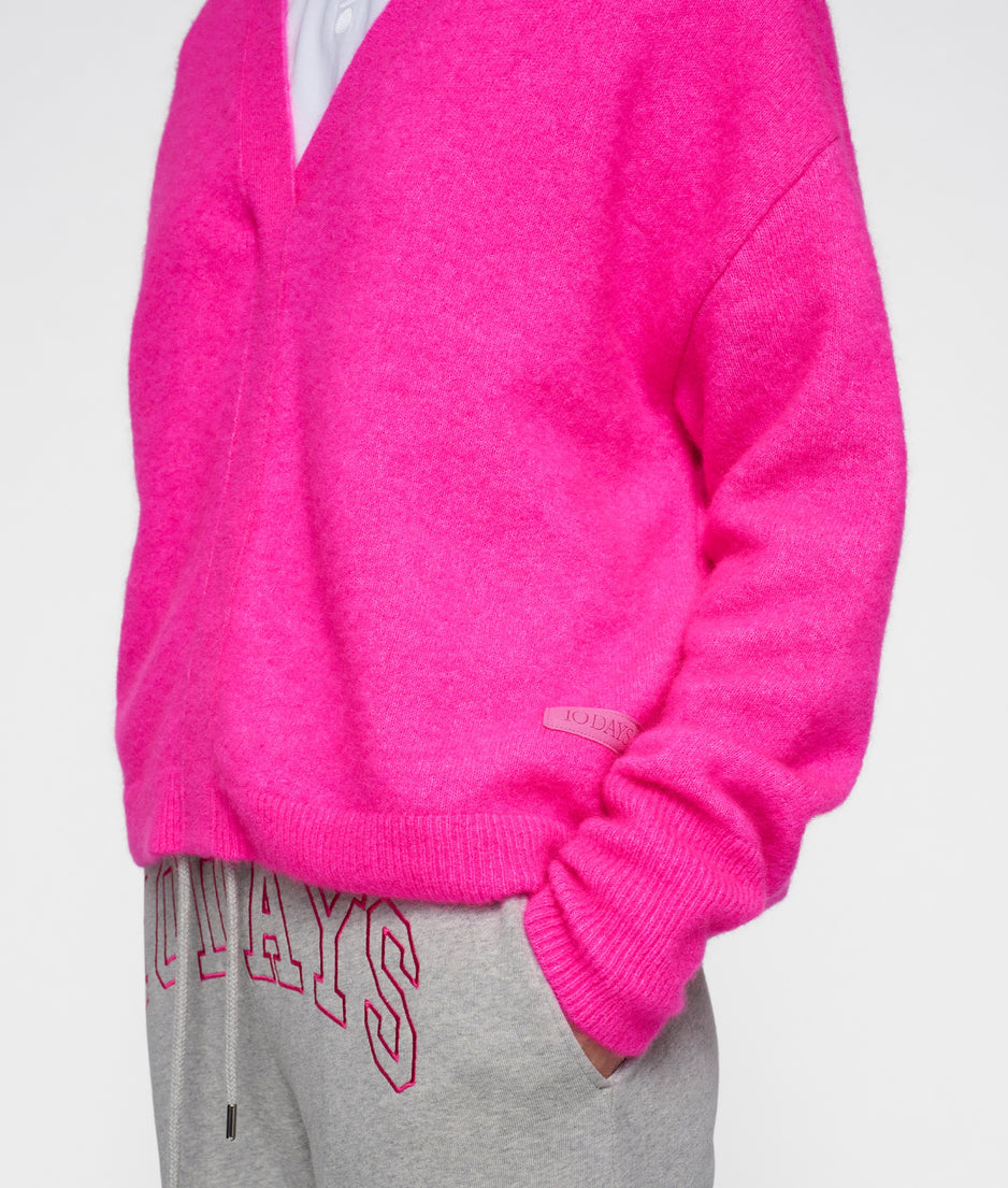 v-neck knit sweater | neon pink