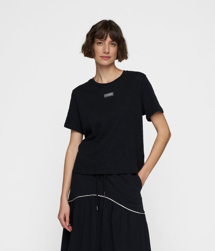 petite tee | black