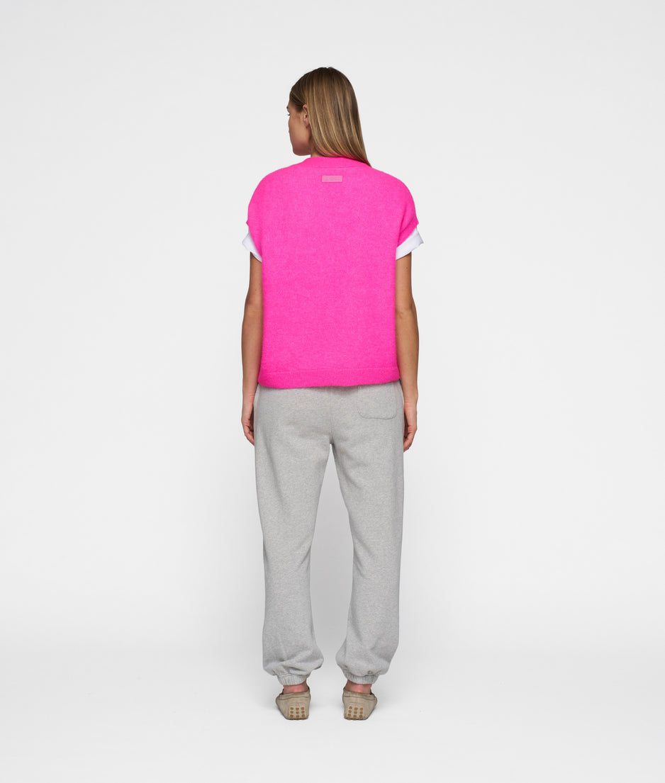 knit gilet | neon pink