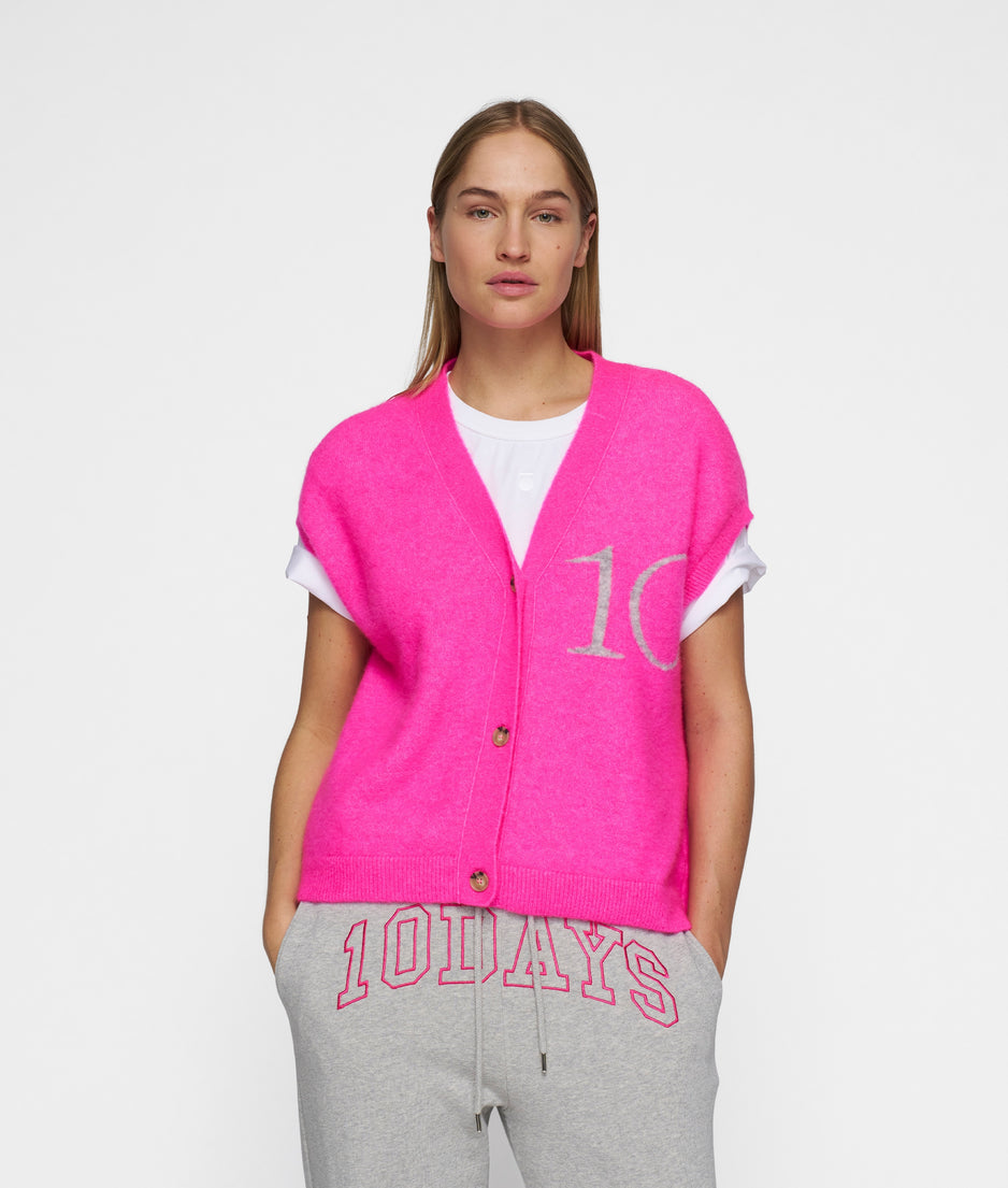 knit gilet | neon pink