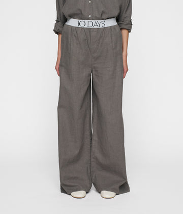 wide leg pants | oil