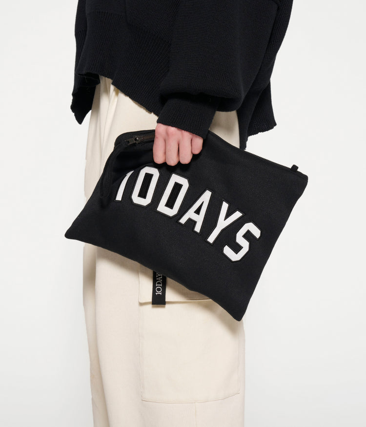 statement pouch | black