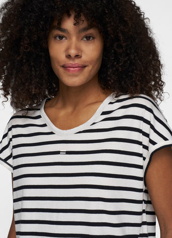 v-neck tee stripes | ecru/black