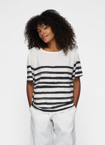 tee painted stripes | ecru