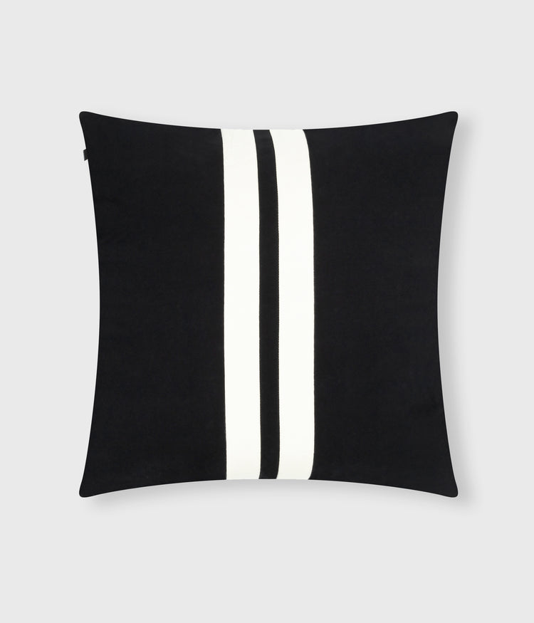 THE PILLOW COVER | black