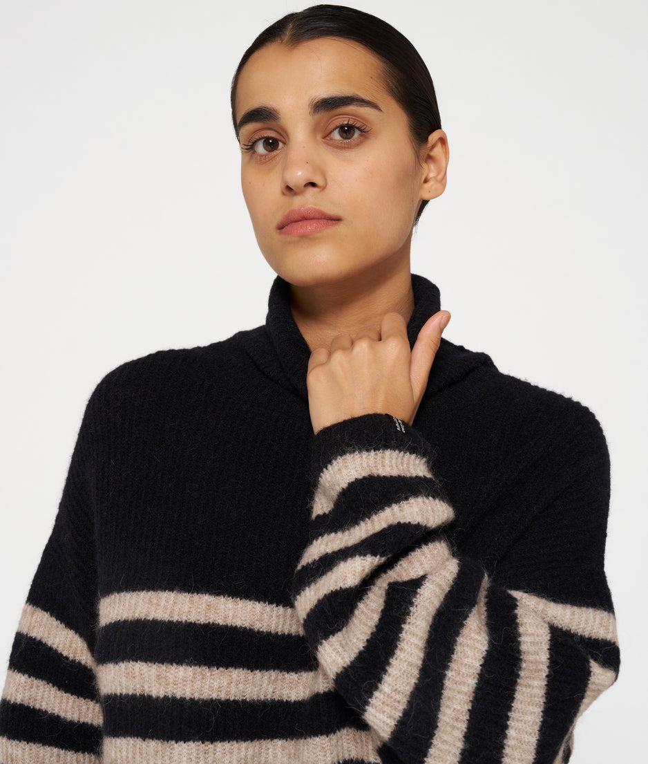 coll sweater knit stripes | black/light latte