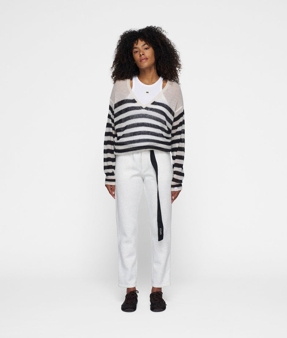 v-neck knit sweater stripes | ecru/black