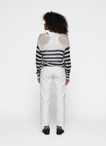 v-neck knit sweater stripes | ecru/black