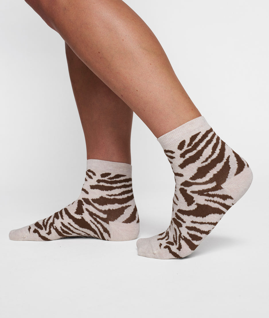 short socks zebra | soft white melee