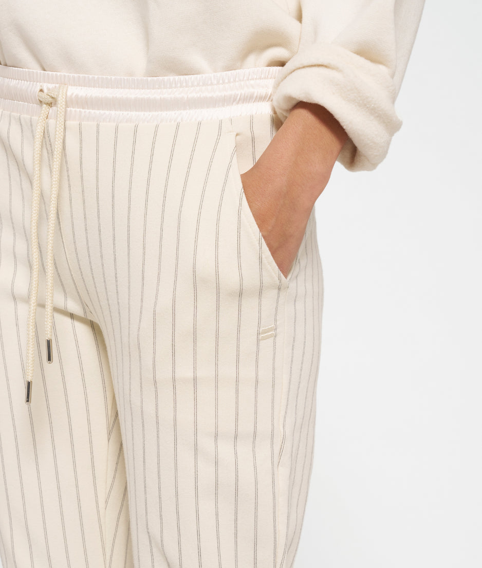 cropped jogger pinstripe | ecru